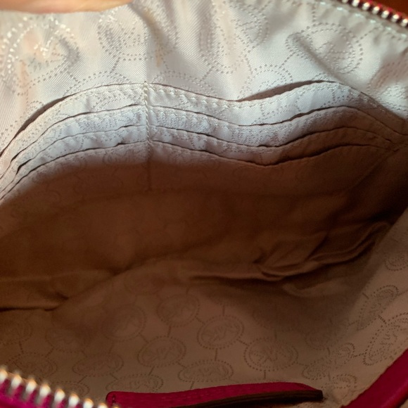 Michael Kors, HOT PINK, soft pebble leather crossbody. Zip pocket on front. - Picture 5 of 11